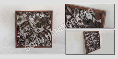 लोहे की दीवार कला