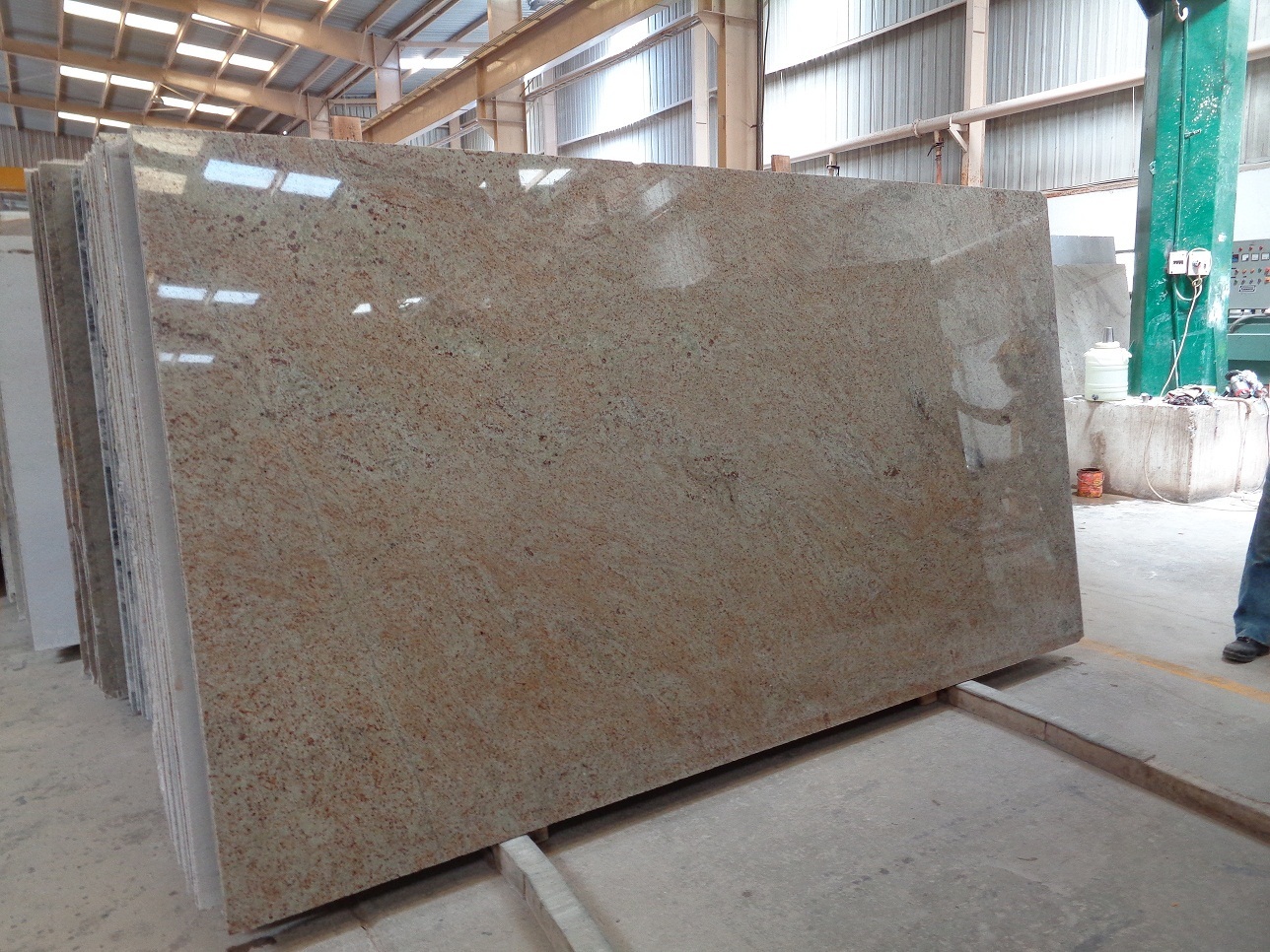 Amba White Granite - Polished Slabs 270-300cm X 160-200cm | Gleaming And Alluring Pattern, Ideal For Flooring And Kitchen Tops