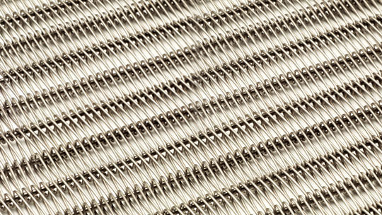 Spiral Conveyor Wire Belt - Stainless Steel 304/316, Customizable Length & Width, Black/metallic Color, Versatile For Hot Or Cold Products