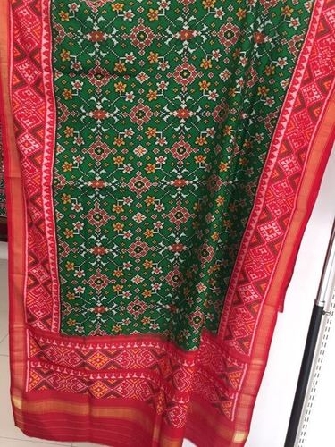 राजकोटी पटोला साड़ी