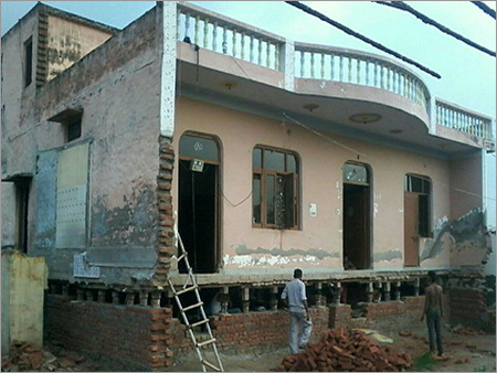 कस्टमाइज्ड लिफ्टिंग सेवाएं