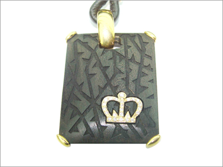 Diamond Studded Gold Pendant