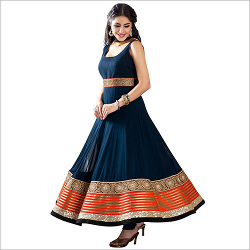 ट्रेंडी डिज़ाइनर सूट