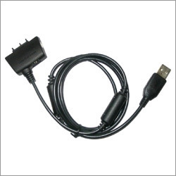 कंप्यूटर केबल और कनेक्टर