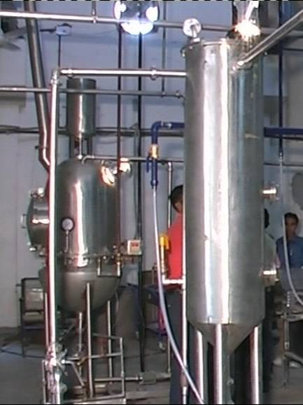 टमाटर प्रसंस्करण संयंत्र