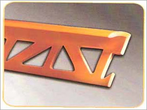 टाइल ट्रिम आउटर्स