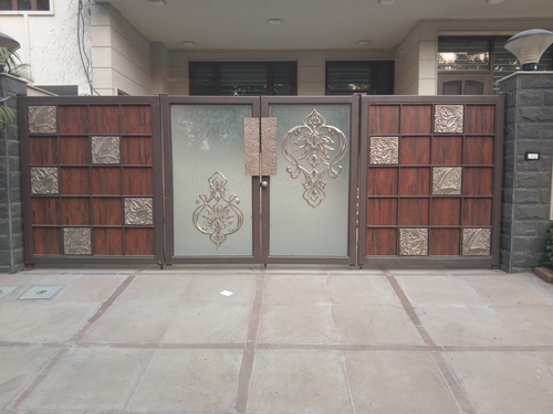 डिजाइनर आयरन मेन गेट