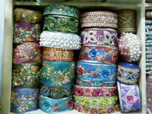 Jacquard Borders - Premium Grade Yarn, Custom Size, Multicolor | Perfect Finish, Unique Design, Colorfastness, Trendy Look