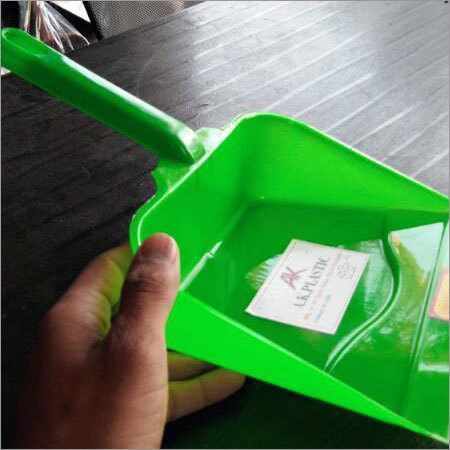 घरेलू प्लास्टिक सुपड़ी