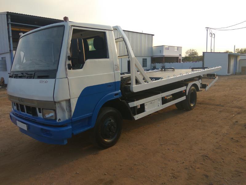 Flat Bed Recovery Crane