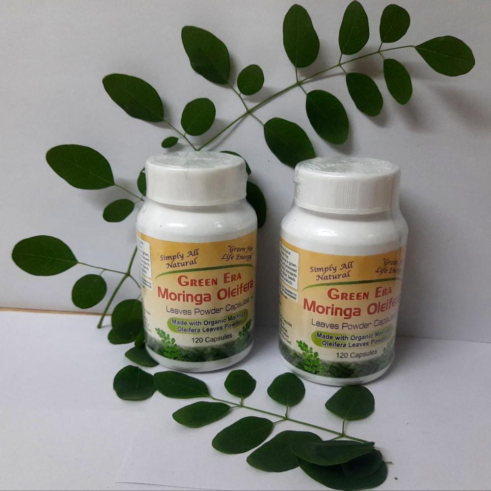 ऑर्गेनिक मोरिंगा ओलीफेरा लीव्स पाउडर 120 वेज। कैप्सूल बॉटल एज ग्रुप: ओल्ड एजेड