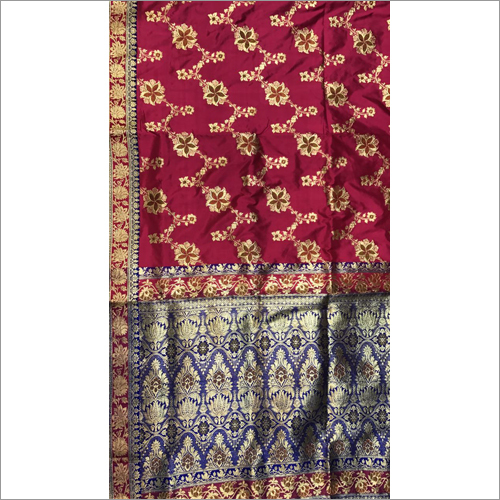 महिलाओं के लिए स्टाइलिश साड़ी