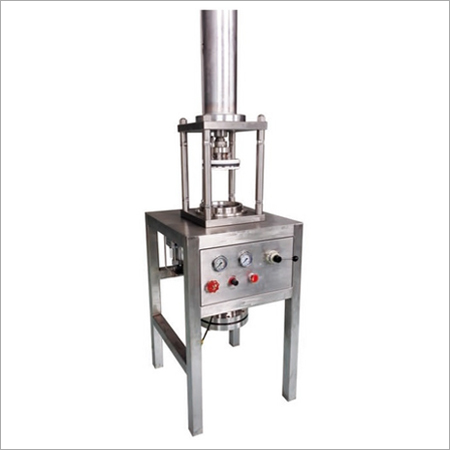 Dynamic Axial Compression Column
