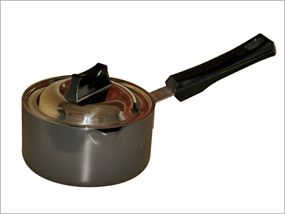 एनोडाइज्ड सॉस पैन