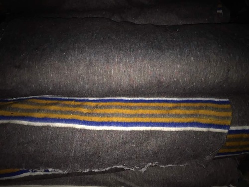 सादा कंबल