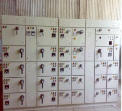 मोटर नियंत्रण केंद्र पैनल