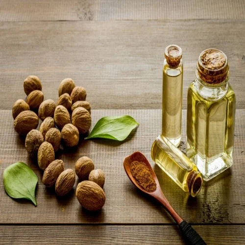 Nutmeg Oleoresin 30% VOC