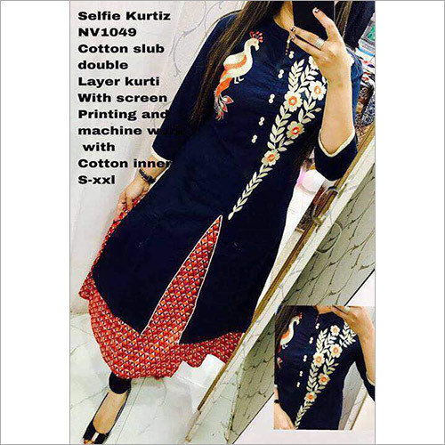 महिलाओं के लिए स्लिट डिजाइनर कुर्तियां