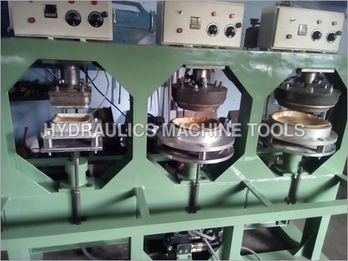 प्लेट बनाने की मशीन