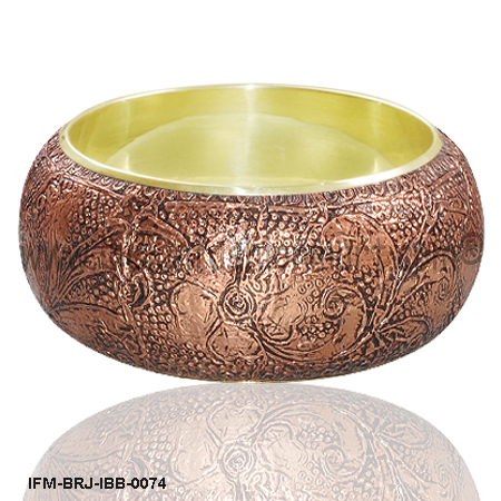 हॉट्सी बेलिंडा - ब्रास बैंगल साइज़: बैंगल की चौड़ाई-37 Mm