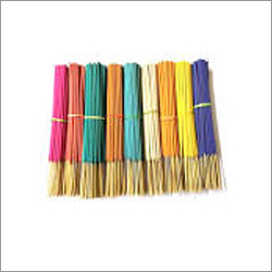 रंगीन अगरबत्तियाँ