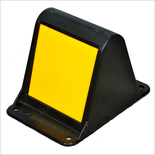 Alcolite Median Marker