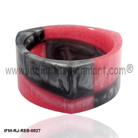 सैपोरिफिक बेले - रेज़िन बैंगल जेंडर: महिलाएं