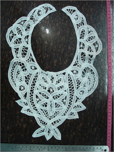 कढ़ाई लेस