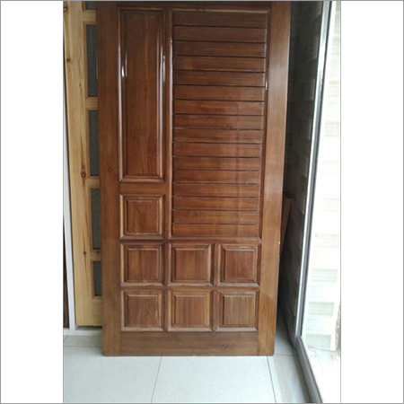 डिजाइनर लकड़ी का दरवाज़ा