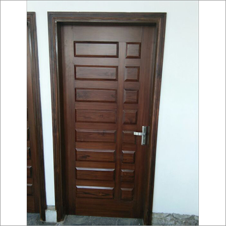 आंतरिक लकड़ी का दरवाज़ा