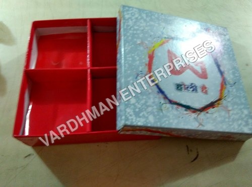 लाल 9X9 4 विभाजन के साथ