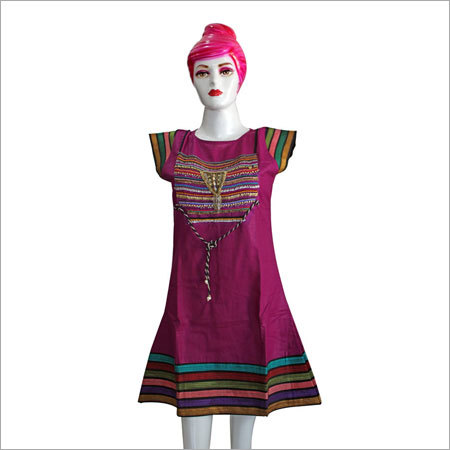 फैंसी एथनिक कुर्ती