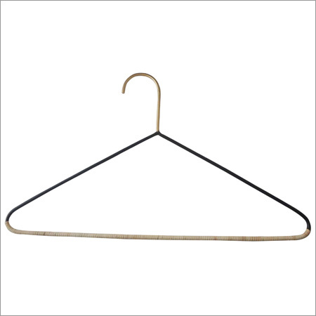 कपड़ों का हैंगर