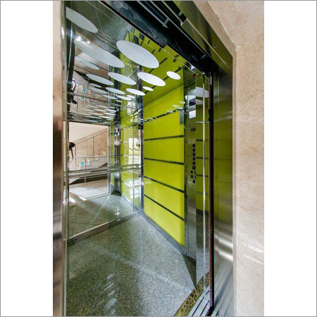 स्वचालित दरवाजा लिफ्ट