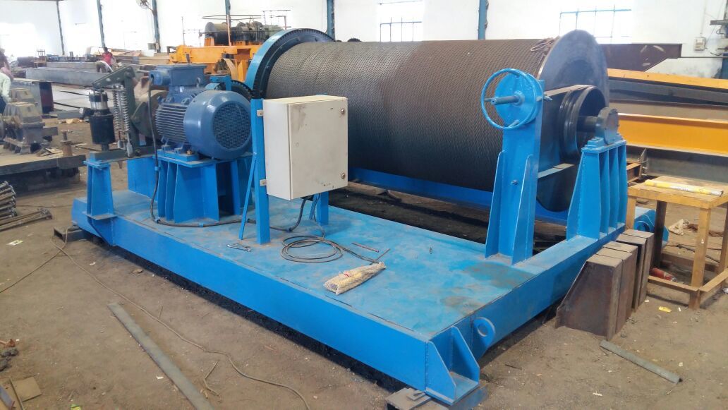 Heavy Duty Winch Machine - Ambient Temperature: 45 Celsius (Oc)