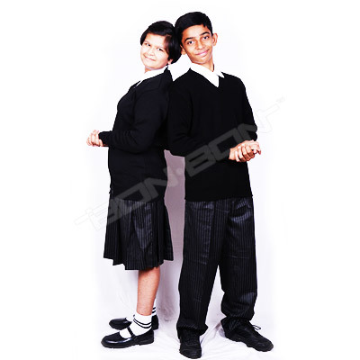 स्कूल यूनिफॉर्म स्वेटर