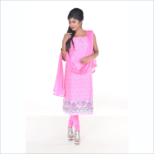 ट्रेंडी लेडीज सूट