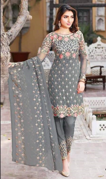 Salwar Kameez Pakistani Embroidered Suits