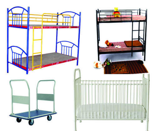 धातु खाट