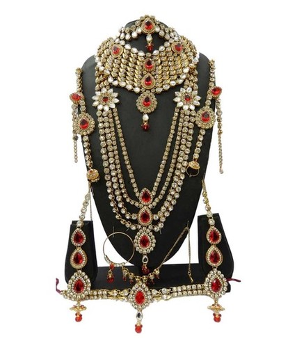 रेड कुंदन ब्राइडल सेट