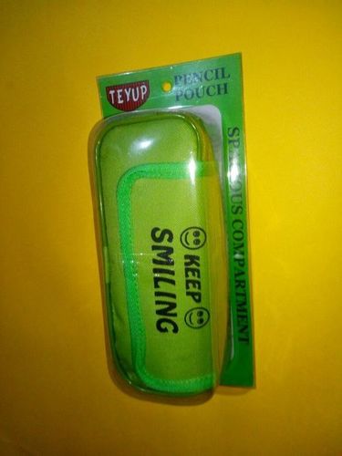 क्लस्टर पेंसिल पाउचेस