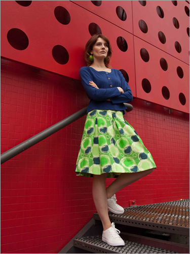 महिलाओं का आधुनिक स्कर्ट