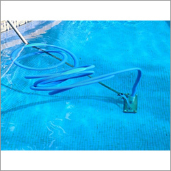 स्विमिंग पूल के सहायक उपकरण