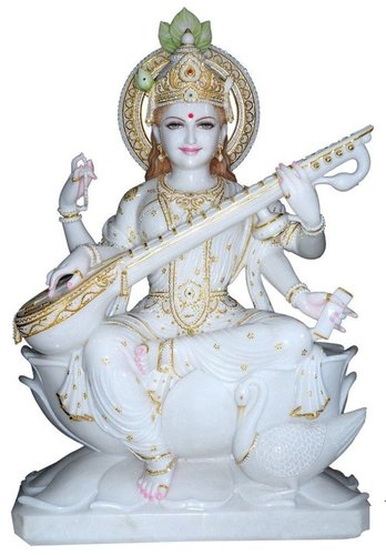 सफेद संगमरमर की सरस्वती मूर्ति