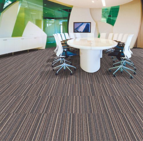 संपूर्णता में स्टाइल और संचालन को मिलाते हुए, Symphony Carpet Tiles आपके स्थान को एक नया रूप देते हैं। इन टाइलों का डिज़ाइन किसी भी आधुनिक कार्यालय या घरेलू सेटिंग के साथ मेल खाता है। ये टिकाऊ और आसान देखभाल के लिए बनाए गए हैं, साथ ही इनमें विविध रंगों और पैटर्न में उपलब्धता है, जो आपको विशेष रूप से अनुरूप विकल्पों से सुसज्जित करता है।