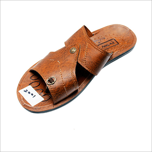 पुरुषों के भूरे रंग की चप्पल