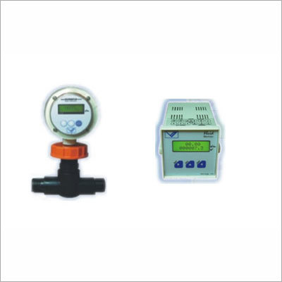 Flow Totalizer - Stainless Steel, Digital Display | ±0.5% Accuracy, 1-100 LPM Flow Rate, 10 Bar Pressure Rating, Compact Design