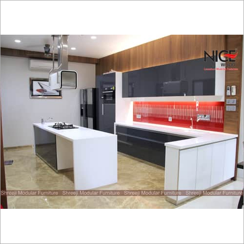 Wood Kitchen Furniture - Seasoned Wood, Variable Dimensions, Dark Brown | Elegant Design, Glossy Finish, Easy Cleaning, Customizable, Space Saving