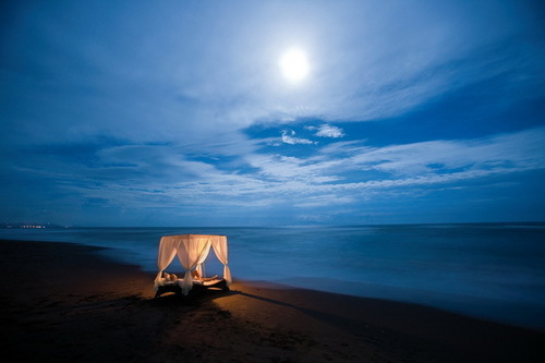 लाउंज फर्निचर