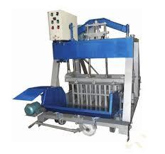 Concrete Blocks Making Machine - High-Grade Raw Materials, Low Maintenance, High Performance | Customizable Molds and Rams for Versatile Block Production